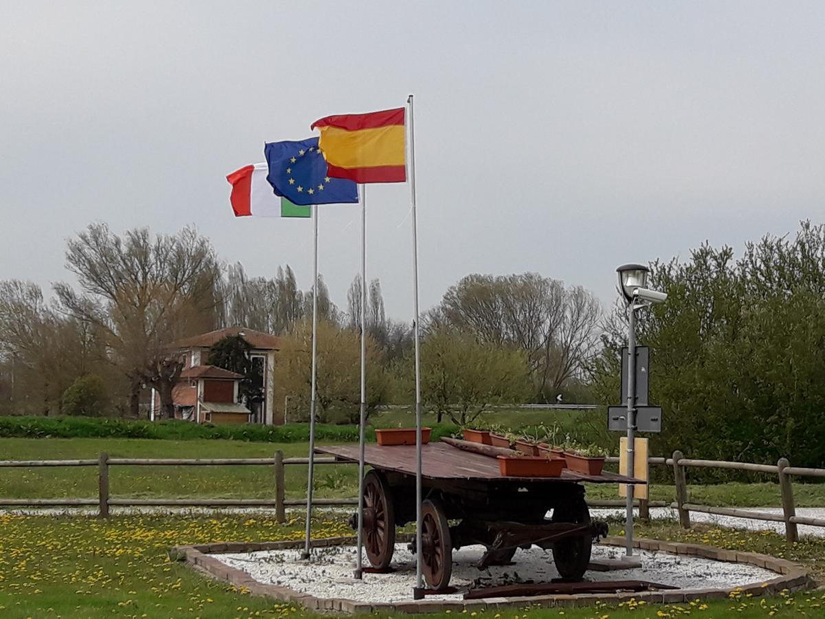 Agriturismo Al Navile Malalbergo Kültér fotó